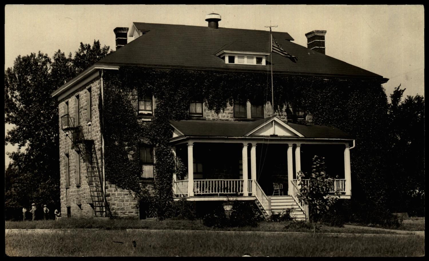 metadc437939_xl_2012.201.B0274.0705